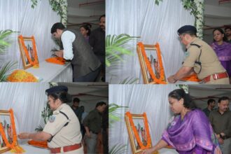 हूल दिवस पर सिधो-कान्हू के चित्र पर माल्यार्पण कर दी गई श्रद्धांजलि,लोहरदगा DC -SP ने महान वीर शहीदों के बलिदान को किया नमन