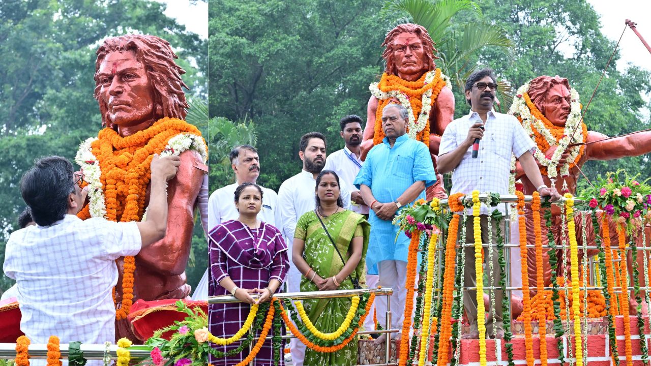 हूल दिवस पर मुख्यमंत्री हेमंत सोरेन ने शहीदों को किया नमन, कल्पना सोरेन के साथ विद्रोह के महानायक अमर वीर शहीद सिदो-कान्हू को दी श्रद्धांजलि