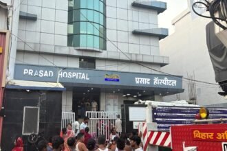 मुजफ्फरपुर के प्रसाद हॉस्पीटल में लगी भीषण आग, 10 मरीजों के मौत की आशंका