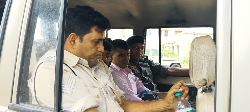 वीबी जी राम जी योजना में रिश्वत लेते JE गिरफ्तार, ACB ने घूस लेते रंगे हाथ पकड़ा