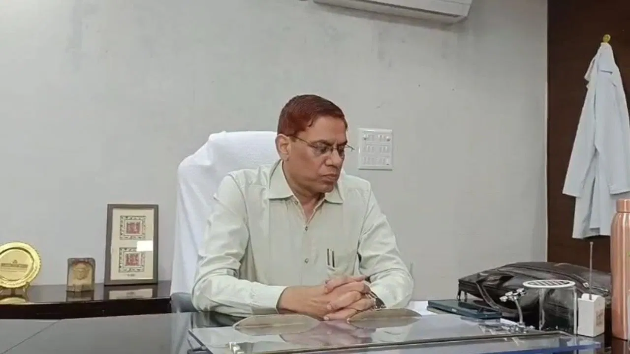 रिम्स निदेशक डॉक्टर राजकुमार ने दिया इस्तीफा, एडमिशन और टेंडर फर्जीवाड़ा मामले में CID ने की थी पूछताछ