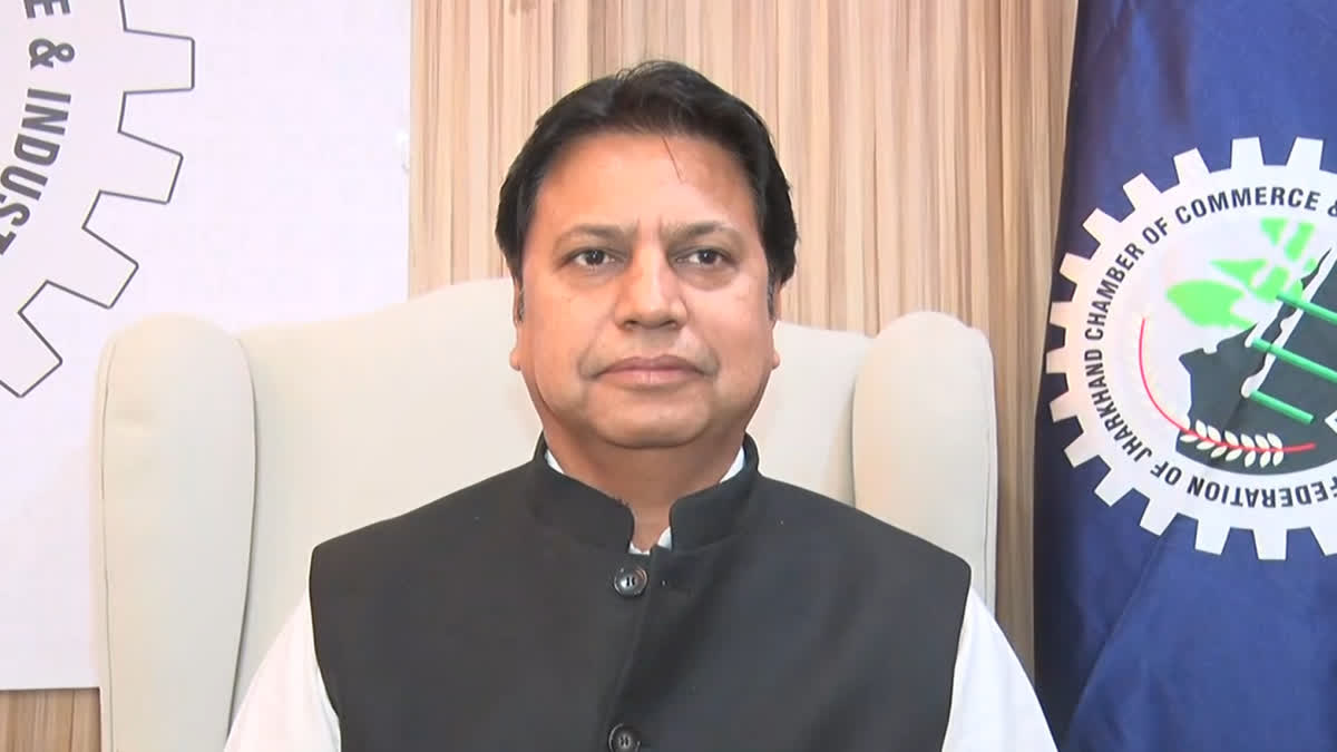 बिरसा मुंडा एयरपोर्ट से नई उड़ानें बढ़ाने के बजाय मौजूदा सेवाएं बंद करना उचित नहीं -झारखण्ड चैम्बर ऑफ कॉमर्स