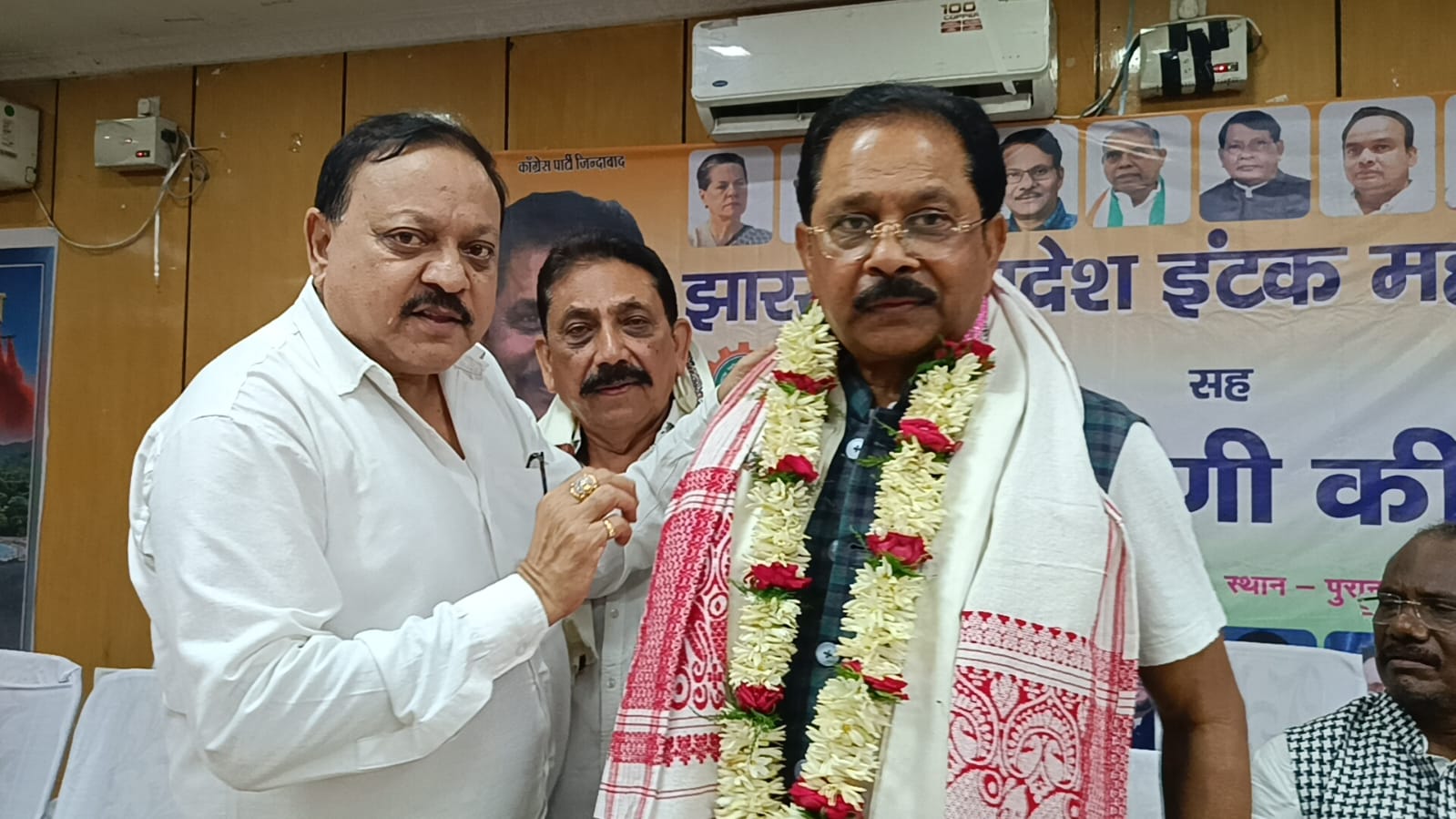 झारखंड इंटक महाधिवेशन में संगठन विस्तार का संकल्प, धीरज प्रसाद साहू बोले– मजदूरों के अधिकारों से नहीं होगा समझौता 7 8 2