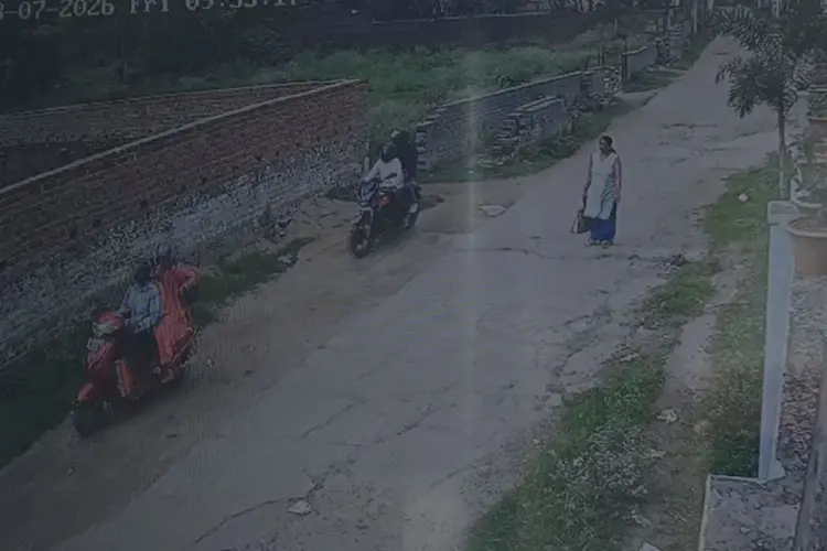 रांची में स्नैचर्स एक्टिव, बरियातू थाना के पीछे महिला से सोने की चेन छीनी