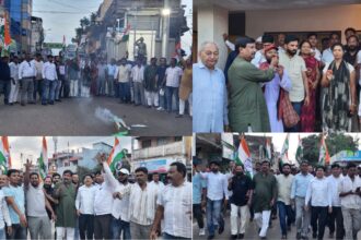 केंद्रीय शिक्षा मंत्री धर्मेंद्र प्रधान के इस्तीफे पर लोहरदगा कांग्रेस का जश्न, मिठाई बांटी और पटाखे फोड़े, बोले- युवाओं के संघर्ष की हुई जीत