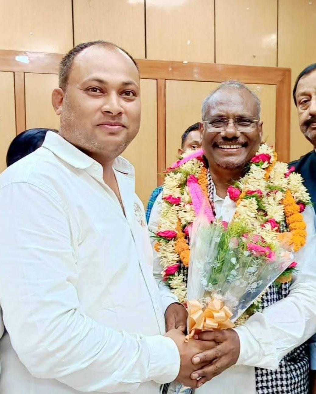 झारखंड इंटक को मिला अनुभवी नेतृत्व,संगठन होगा और मजबूत,मजदूरों को मिलेगा उनका अधिकार : निश्चय वर्मा 1 WhatsApp Image 2026 07 05 at 5.04.47 PM