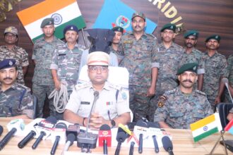 SAC का शीर्ष कमांडर अजय महतो उर्फ मोछू गिरफ्तार, गिरिडीह SP ने कहा-अब मुख्यधारा में लौटे बाकी नक्सली