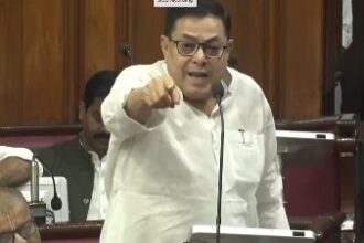 नया-नया मियां बने हैं तो ज्यादा प्याज खा रहे हैं, RJD MLC महेश्वर सिंह पथ निर्माण मंत्री पर भड़के, अशोक चौधरी का भी पलटवार