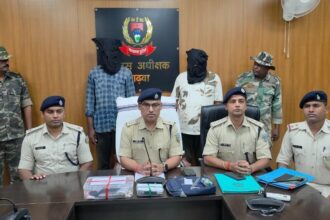 गढ़वा टीचर ब्लाइंड मर्डर केस : पत्नी के पुराने प्रेमी ने रची थी साजिश, पुलिस ने किया खुलासा, दो आरोपी गिरफ्तार