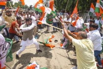 fight breaks out in streets of patna between bjp congress pti 295709725 16x9 0