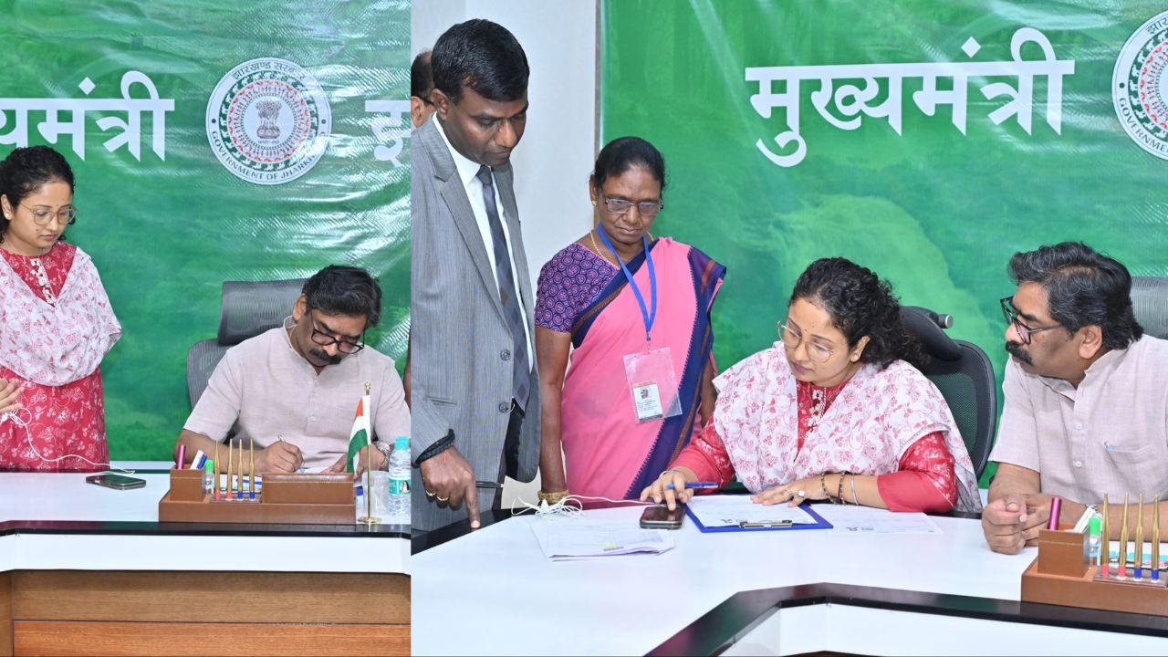 मुख्यमंत्री हेमंत सोरेन और कल्पना सोरेन ने SIR के तहत अपना Enumeration Form भरकर जमा किया, झारखंड के मतदाओं से की भागीदारी की अपील