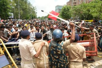 पटना में छात्रों के प्रदर्शन के दौरान हुई हिंसा पर कार्रवाई, 24 FIR दर्ज और 258 गिरफ्तार; 6000 अज्ञात पर केस