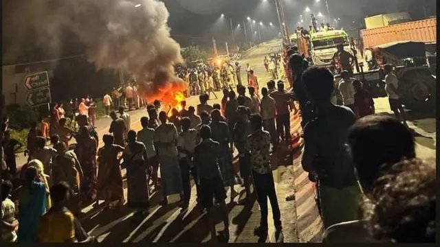 पुलिस वैन की टक्कर में युवक की मौत के बाद बवाल, NH किया जाम, पथराव में 8 पुलिसकर्मी जख्मी 2 nalanda road accident 1784175799267 v