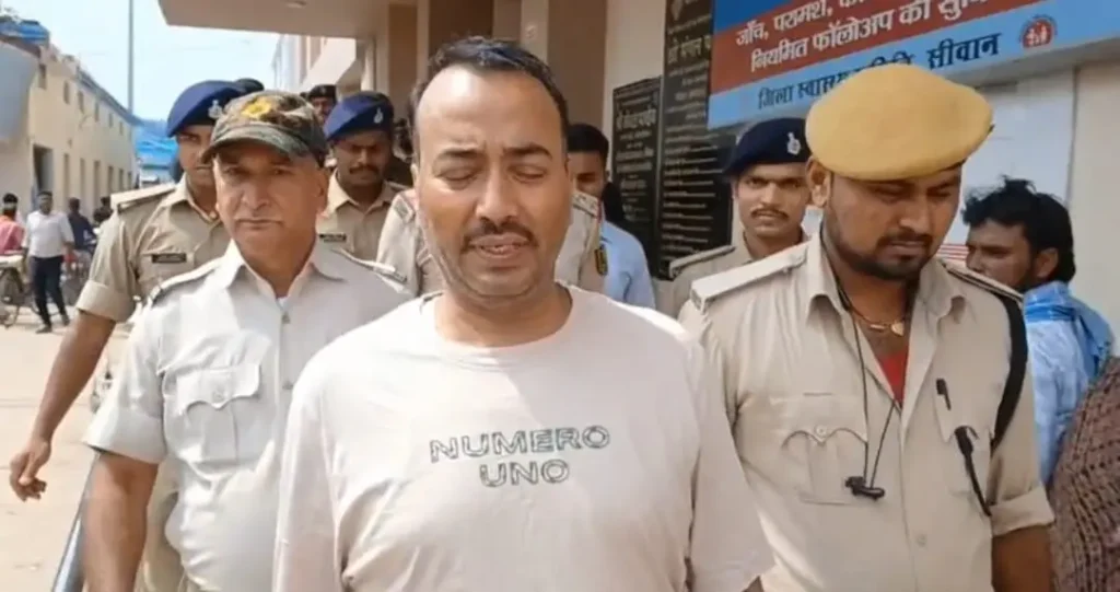 सीवान जेल में बंद पूर्व MLC प्रत्याशी रईस खान की तबीयत बिगड़ी, सदर अस्पताल में हुआ इलाज