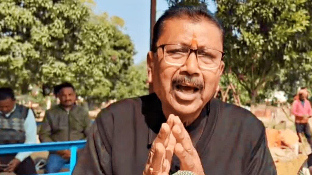 जरमुंडी विधायक देवेंद्र कुंवर और उनके दामाद समेत 9 पर हत्या का केस दर्ज, रसोइये की संदिग्ध मौत मामले में मृतक के चाचा ने दर्ज कराई प्राथमिकी