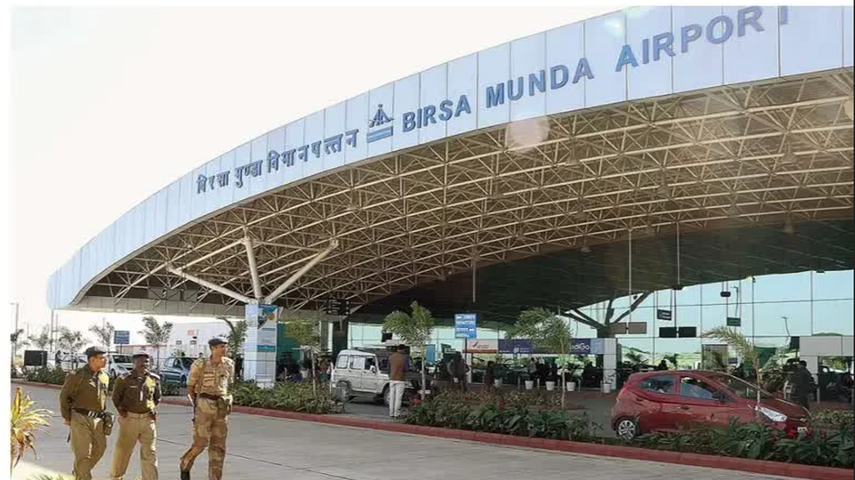 रांची में इंडिगो और एयर इंडिया की फ्लाइट में आई तकनीकी खराबी, सैकड़ों यात्री घंटों फंसे रहे