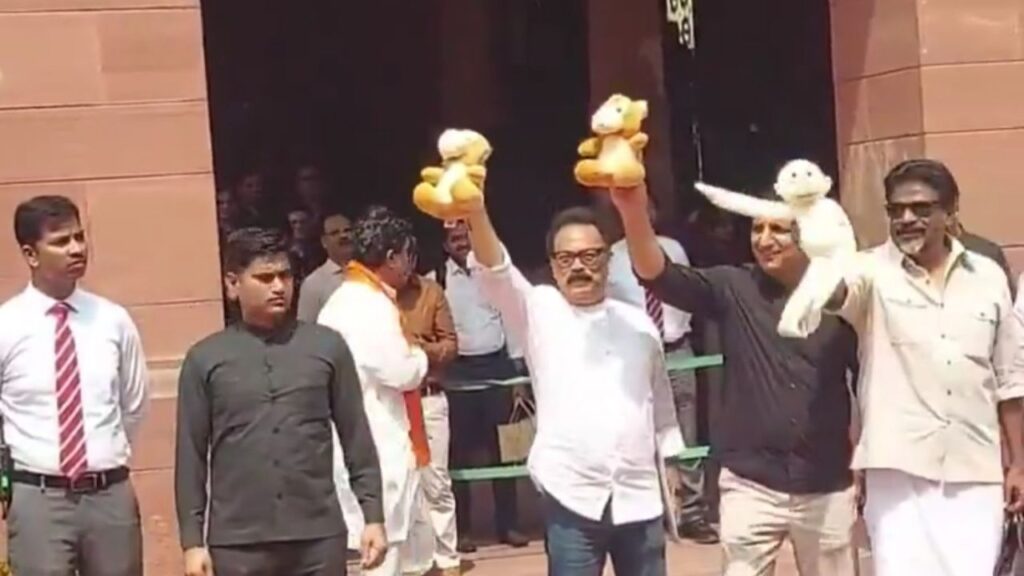 INDIA bloc stages a strong protest in the Parliament complex; MP Sukhdev Bhagat states that the absence of the PM and Home Minister from the House during a crucial issue is not good for democracy