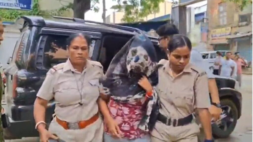 पाकिस्तानी गैंगस्टर शहजाद भट्टी के एजेंट की गर्लफ्रेंड अर्पिता सरकार बरहरवा से गिरफ्तार, बंगाल के मुख्यमंत्री शुभेंदु अधिकारी को जान से मारने की थी योजना