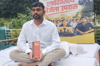 जयराम महतो छात्रों के समर्थन में निर्जला व्रत पर बैठे, आंदोलन का अभी तक नहीं निकला कोई हल, आज तीसरे दौर की बैठक