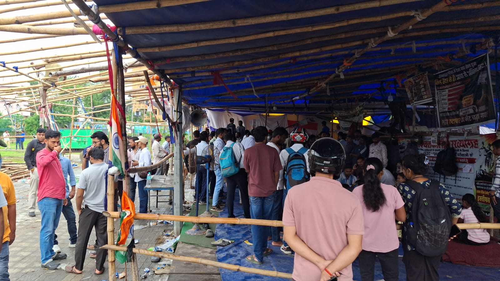 रांची में छात्रों का आंदोलन 60 दिनों की चेतावनी के साथ समाप्त, मुकुंद नायक ने दो छात्रों का तुड़वाया भूख हड़ताल 1 WhatsApp Image 2026 08 19 at 15.46.37