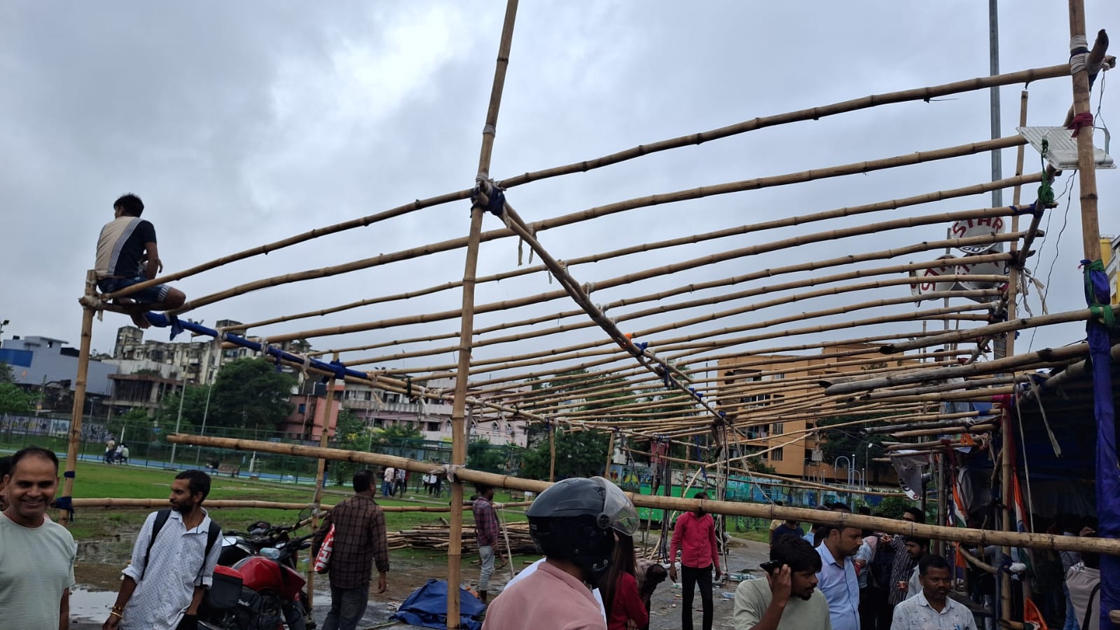 Students' protest in Ranchi ends with a 60-day ultimatum.