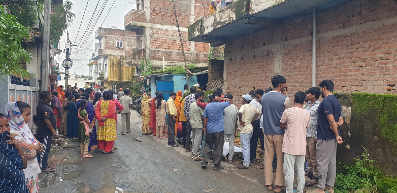 रांची में प्रेमी को वीडियो कॉल लगाकर युवती ने दे दी जान, घर में मौत से पहले हुआ था खूब हंगामा 2 WhatsApp Image 2026 08 20 at 7.45.08 PM