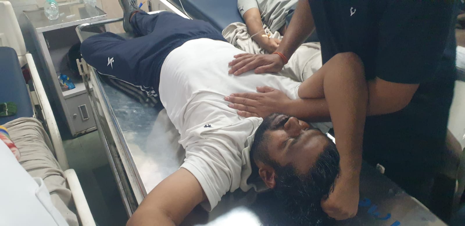 रांची के एलबर्ट एक्का चौक पर पुतला दहन के दौरान हंगामा, JPSC-JSSC रिफॉर्म्स मंच और JMM कार्यकर्ताओं में झड़प 3 WhatsApp Image 2026 08 21 at 8.24.56 PM