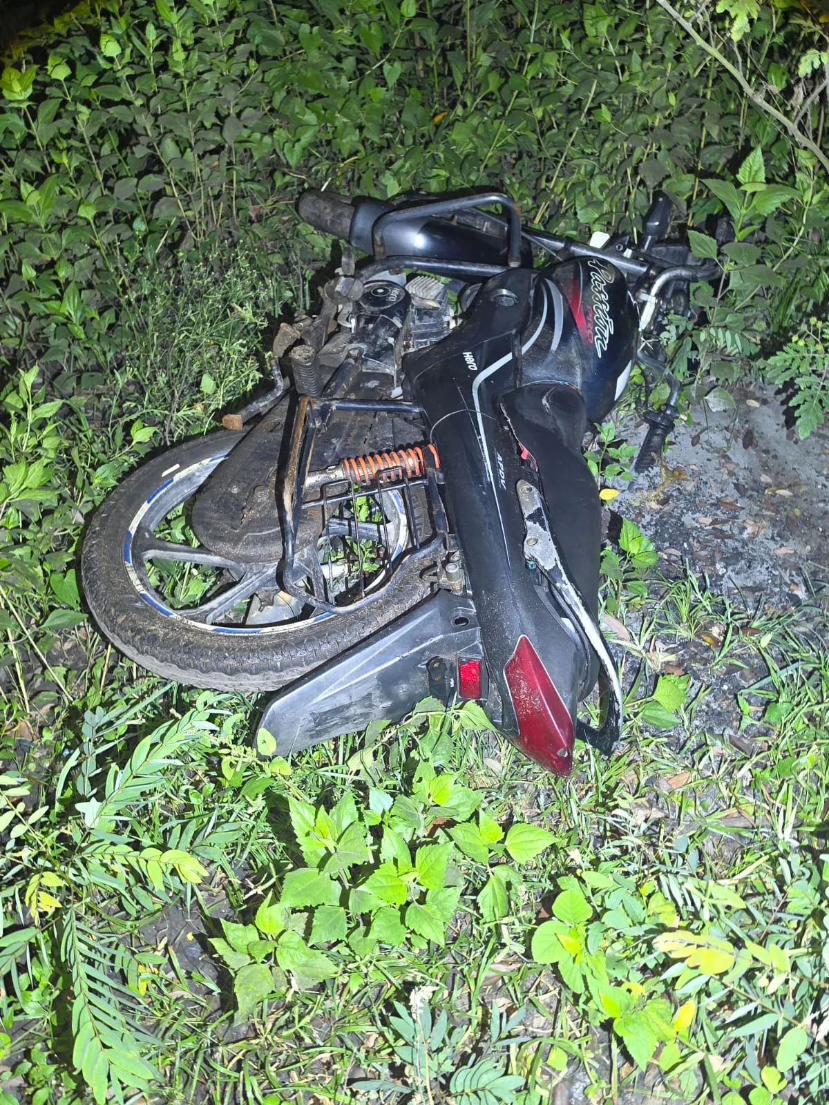 रामगढ़ के गिद्दी थाना क्षेत्र में राहुल दुबे गैंग के अपराधियों और पुलिस के बीच मुठभेड़, दो को लगी गोली, एक भागने में सफल 1 WhatsApp Image 2026 08 22 at 8.38.48 AM 1787369634022