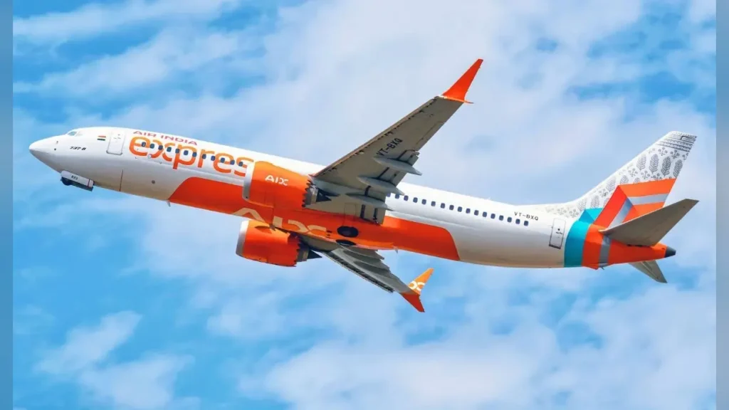 बेंगलुरु से रांची आ रही Air India Express के विमान में यात्री की बिगड़ी तबीयत, ऑक्सीजन के इंतजाम में 4 घंटे लेट हुई उड़ान