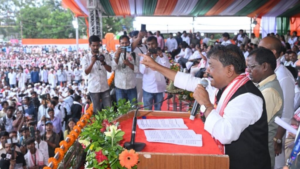बंधू तिर्की ने आदिवासी एकता महाजुटान रैली में कहा- यह सीटों की नहीं, संवैधानिक अधिकारों की लड़ाई