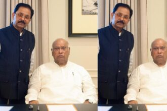 कांग्रेस अध्यक्ष मल्लिकार्जुन खरगे से पूर्व सांसद धीरज साहू ने की मुलाकात, OBC, SC-ST की प्रस्तावित आमसभा में शामिल होने का दिया निमंत्रण