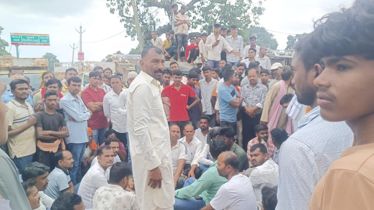 गढ़वा में झुंड से बिछड़े हाथी ने वृद्धा को पटककर मार डाला, वन विभाग पर लापरवाही का आरोप