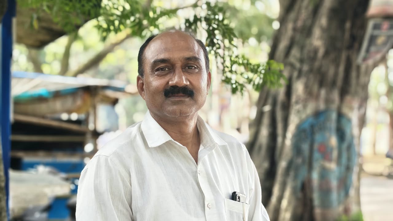 लोहरदगा सांसद सुखदेव भगत पर भ्रष्टाचार के आरोप लगाने पर भड़के इंटक जिलाध्यक्ष आलोक कुमार साहू, कहा-भानू प्रताप शाही माफी मांगे, नहीं तो करेंगे मानहानि केस 1 WhatsApp Image 2026 09 12 at 1.49.15 P