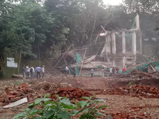 रांची में जिला स्कूल मैदान में स्थित पानी टंकी अचानक ढही, दो मजदूर की मौत, कई के दबे होने की आशंका 1 news 1788962012