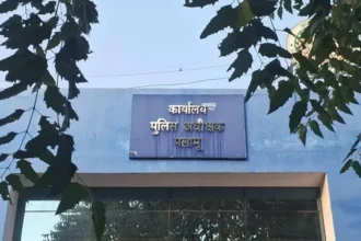 मोस्ट वांटेड माओवादी राजेंद्र पासवान ने मोतिहारी कोर्ट में किया सरेंडर, पलामू के दंगवार ओपी प्रभारी ने पकडकर कुछ देर में छोड़ दिया था