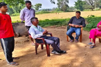 परमवीर चक्र विजेता शहीद लांस नायक अलबर्ट एक्का के बेटे विंसेंट एक्का का ट्रैक्टर कंपनी ने लिया वापस, मुख्यमंत्री के निर्देश पर मिला था ट्रैक्टर