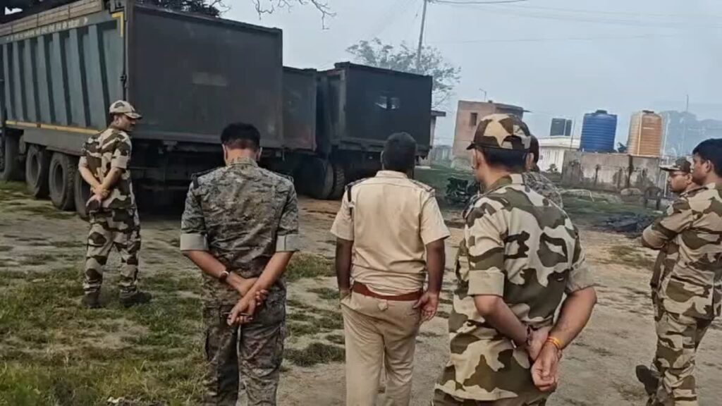लातेहार में कोयला लोड गाड़ियों की चेकिंग के दौरान CISF और ग्रामीणों के बीच झड़प, पुलिस को करना पड़ा हस्तक्षेप