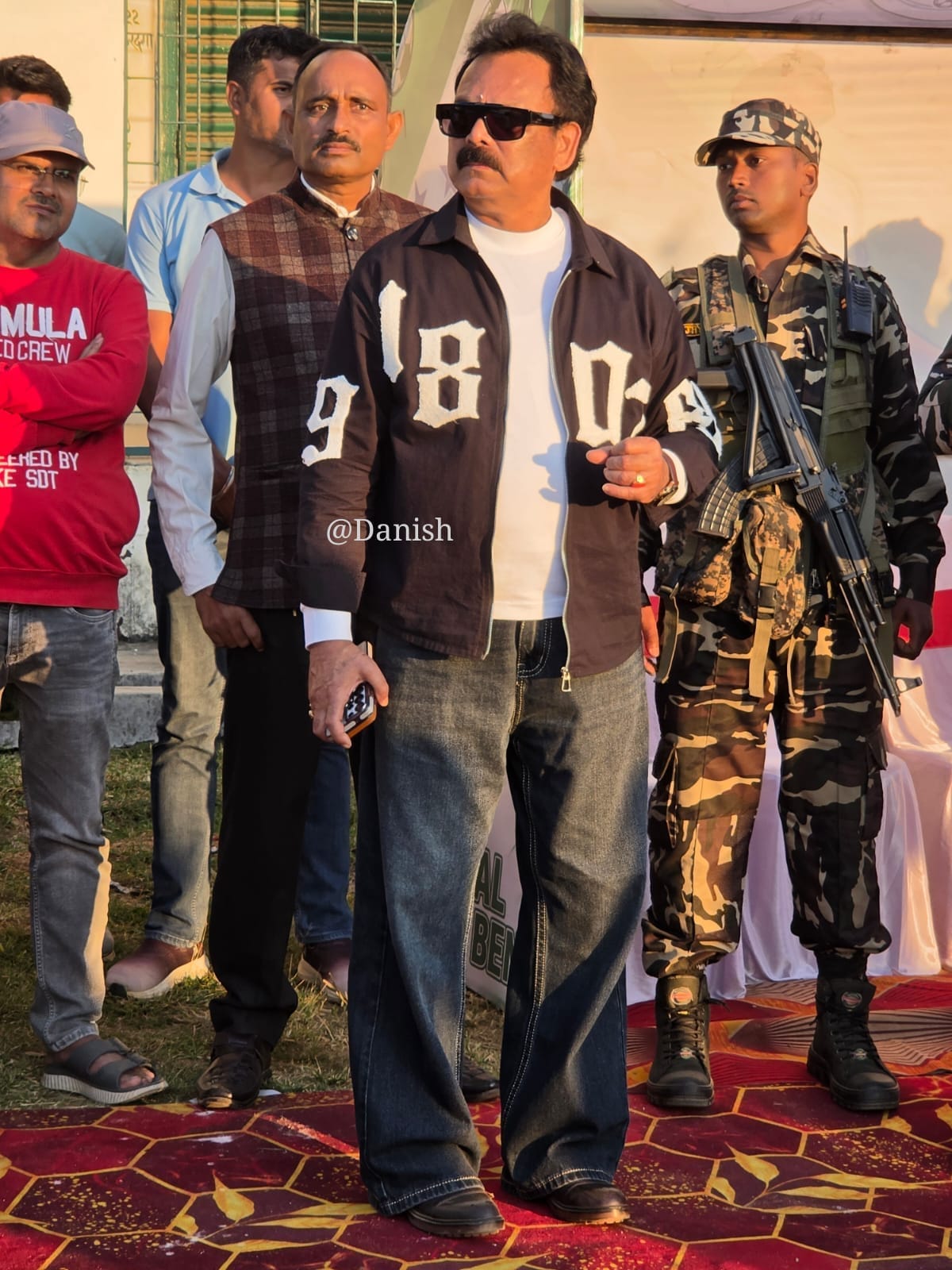 लोहरदगा प्रीमियर लीग फुटबॉल टूर्नामेंट का भव्य आगाज, सांसद सुखदेव भगत ने किया उद्घाटन 19 20
