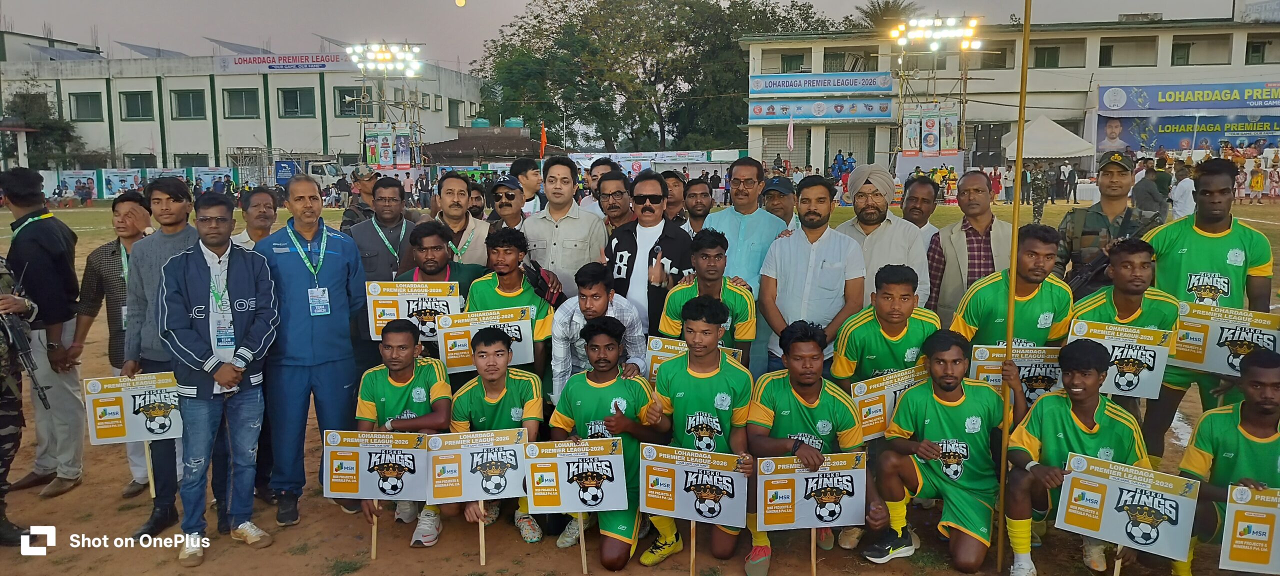 लोहरदगा प्रीमियर लीग फुटबॉल टूर्नामेंट का भव्य आगाज, सांसद सुखदेव भगत ने किया उद्घाटन 5 5 5 scaled