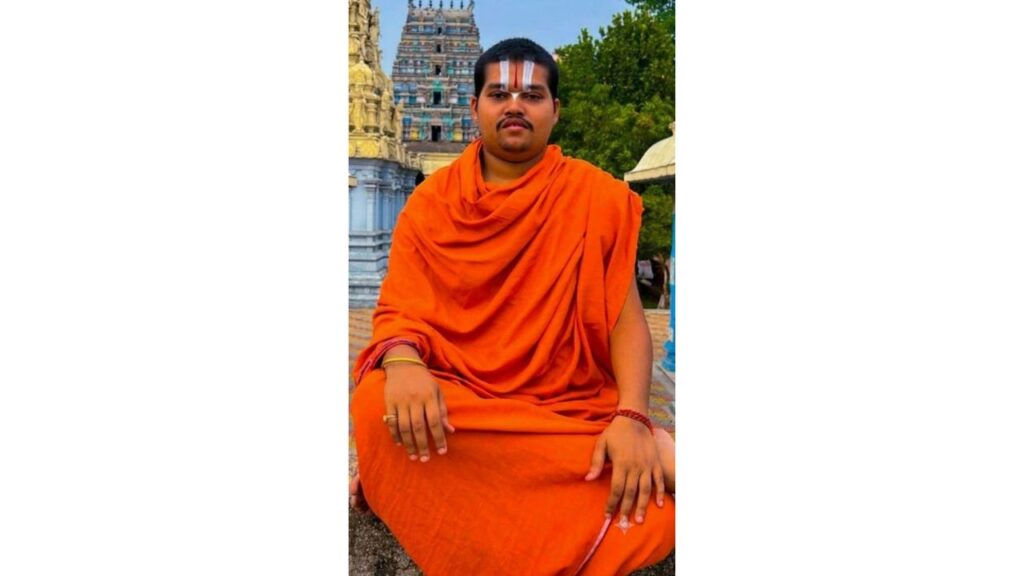 भद्रकाली मंदिर परिसर में फंदे से लटके मिले पुजारी, बक्सर के रहने वाले थे मृतक