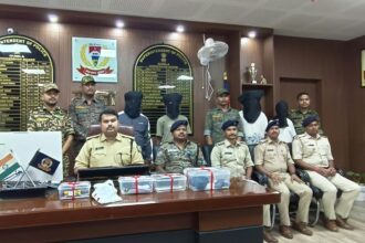 गुमला में PLFI के जोनल कमांडर समेत चार उग्रवादी गिरफ्तार, हथियार और गोलियां बरामद