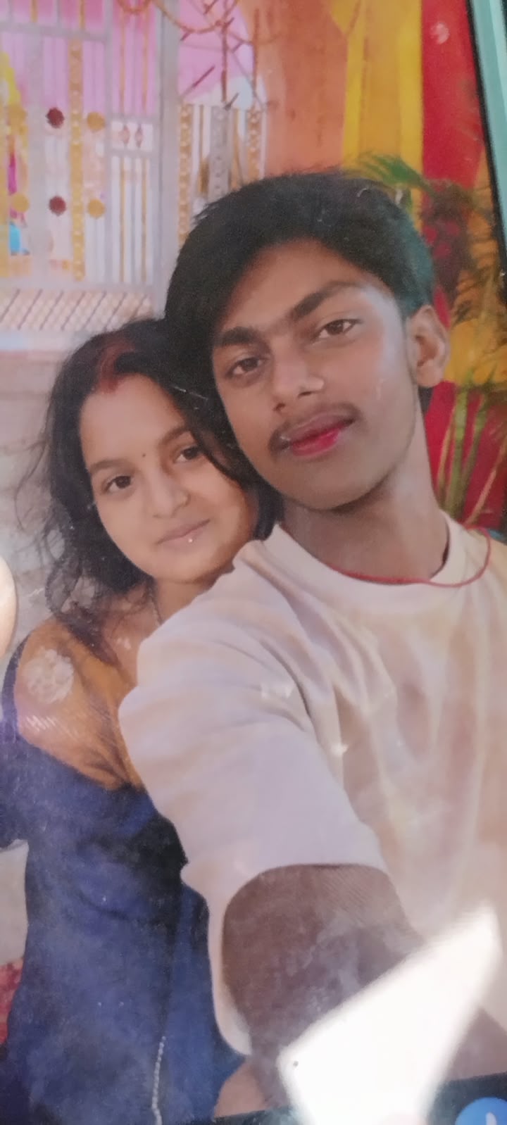 जामताड़ा में विद्यासागर-मदनकट्टा के बीच रेलवे ट्रैक पर मिला प्रेमी युगल के शव, दोनों के बीच लंबे समय से चल रहा था प्रेम प्रसंग 1 WhatsApp Image 2026 10 24 at 4.08.59 PM