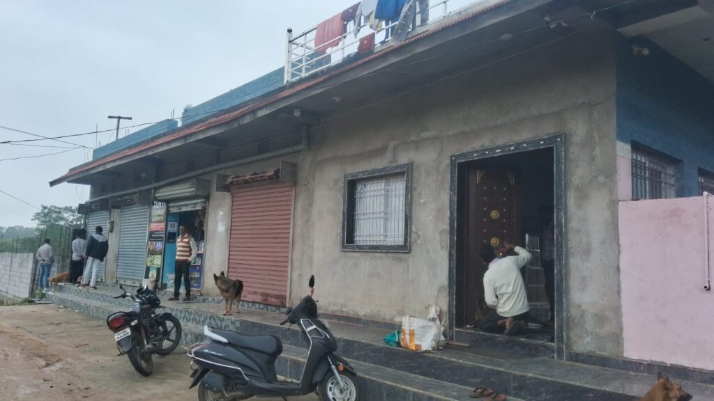 रांची के कांके में कोयला कारोबारी संजय करमाली के घर फायरिंग, राहुल दुबे गैंग ने ली जिम्मेदारी