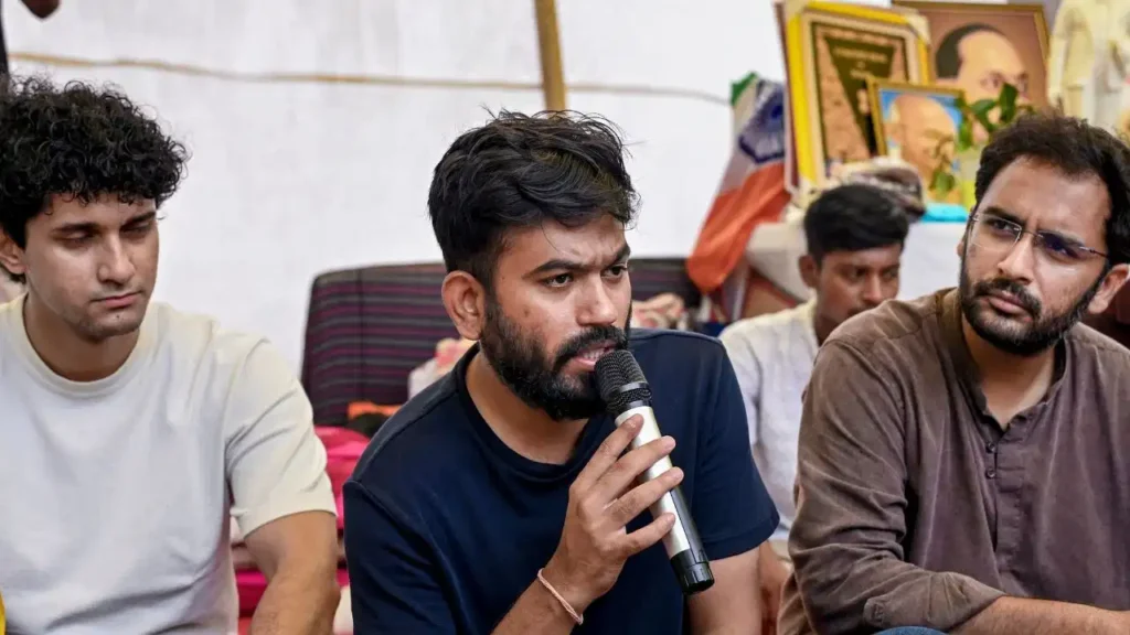 CJP Jantar Mantar Protest: अभिजीत दिपके, सौरव दास और आशुतोष रांका को छोड़ा गया, दिल्ली कैंट पुलिस स्टेशन में एग्जीक्यूटिव मजिस्ट्रेट के सामने किया गया था पेश