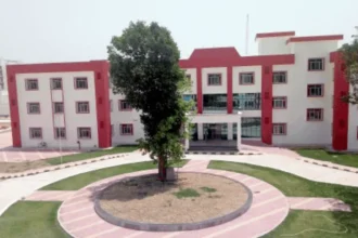 IIIT रांची के छात्र की मौत पर हंगामा, परीक्षा खराब जाने से आत्महत्या की आशंका, मानवाधिकार आयोग ने लिया संज्ञान