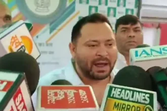 तेजस्वी यादव का अनंत सिंह समेत तीन नेताओं पर तंज,'गद्दारी करने वाले की स्थिति देख लीजिए