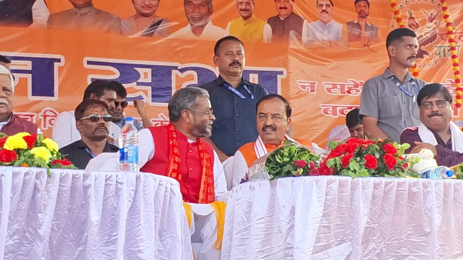 झारखंड चुनाव में यूपी के डिप्टी सीएम केशव प्रसाद मौर्य की एंट्री, गढ़वा में परिवर्तन यात्रा में हेमंत पर किया हमला 37 Babulal Marandi and kehsav prasad maurya